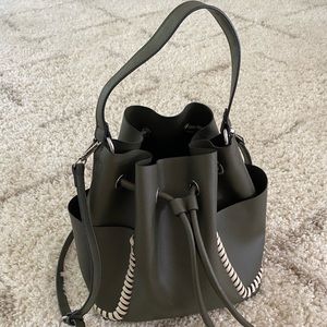 ZARA : Olive Stitch Detailed Bucket Bag